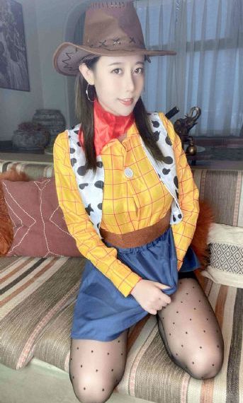 美丽的姑娘免费观看了吗_BD英语高清迅雷在线观看