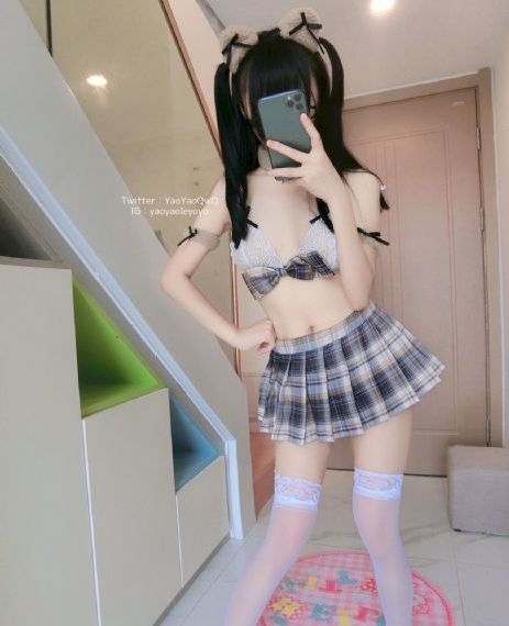 肉体与性艳史播放_国产剧免费观看最新