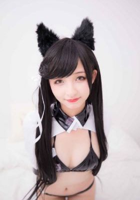 男女狂吻捏胸扒内裤内衣app_午夜激情
